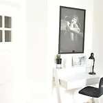 White Midsommar - Stilvolle Wohnung, 4 Schlafzimmer, Kueche Appartamento *