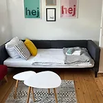 White Midsommar - Stilvolle Wohnung, 4 Schlafzimmer, Kueche Appartamento