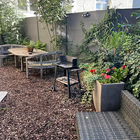 White Midsommar - Stilvolle Wohnung, 3 Schlafzimmer, Wohnzimmer, Küche Apartment Landshut