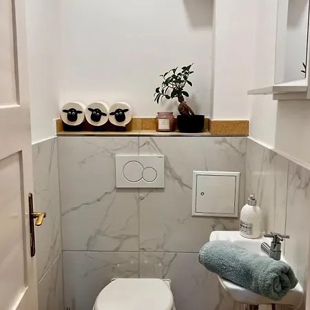 Апартаменты White Midsommar - Stilvolle Wohnung, 4 Schlafzimmer, Kueche
