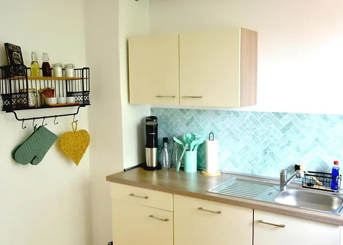 White Midsommar - Stilvolle Wohnung, 4 Schlafzimmer, Kueche